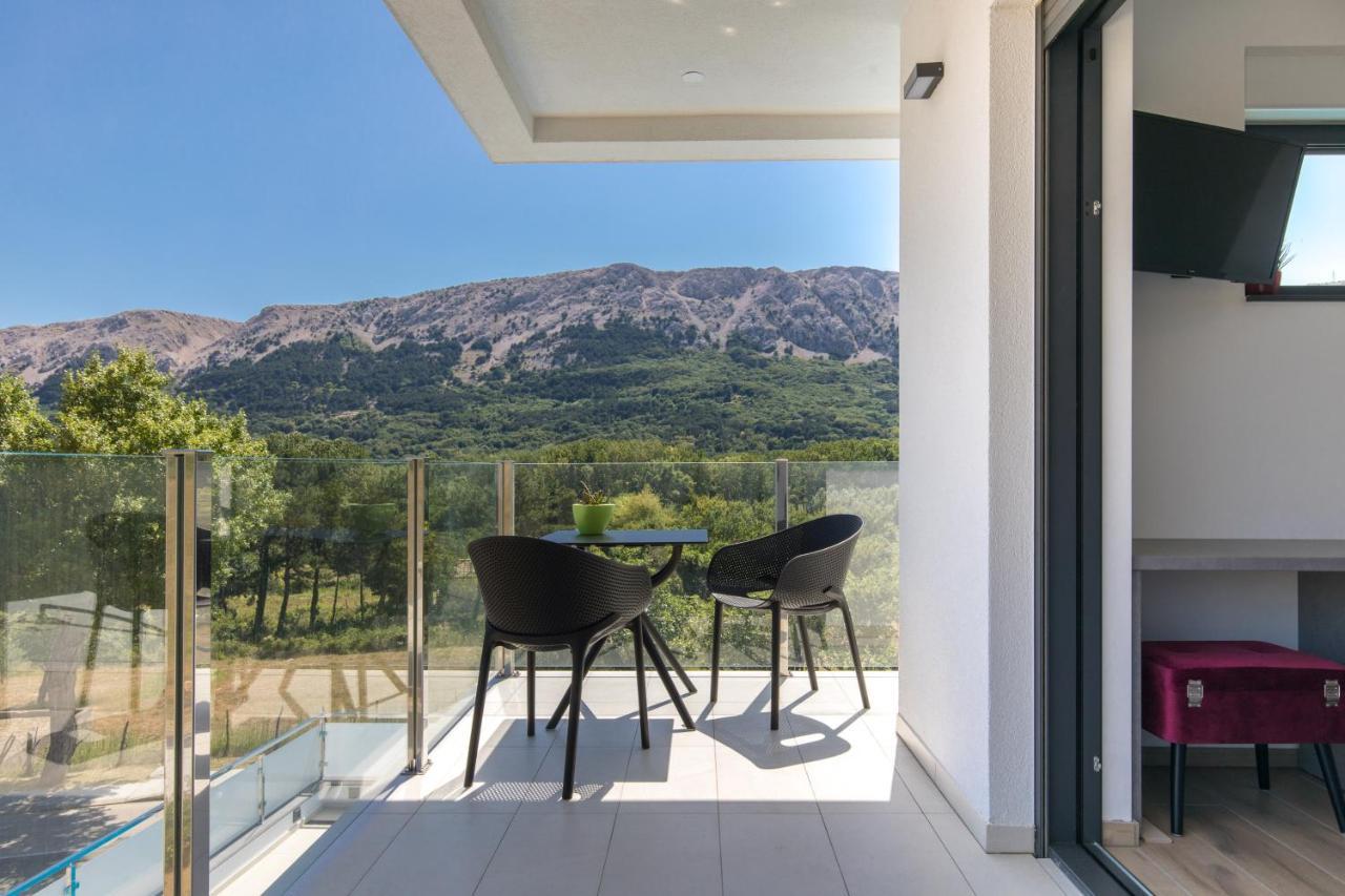 Villa Supernus With Heated Pool Baška Eksteriør bilde